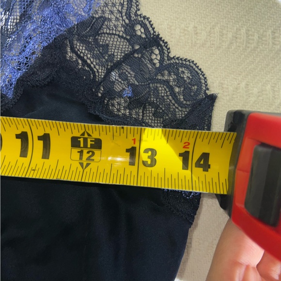 Intimissimi Lace Trim Silk V Neck Cami Tank Top Womens Size XS - Picture 8 of 9